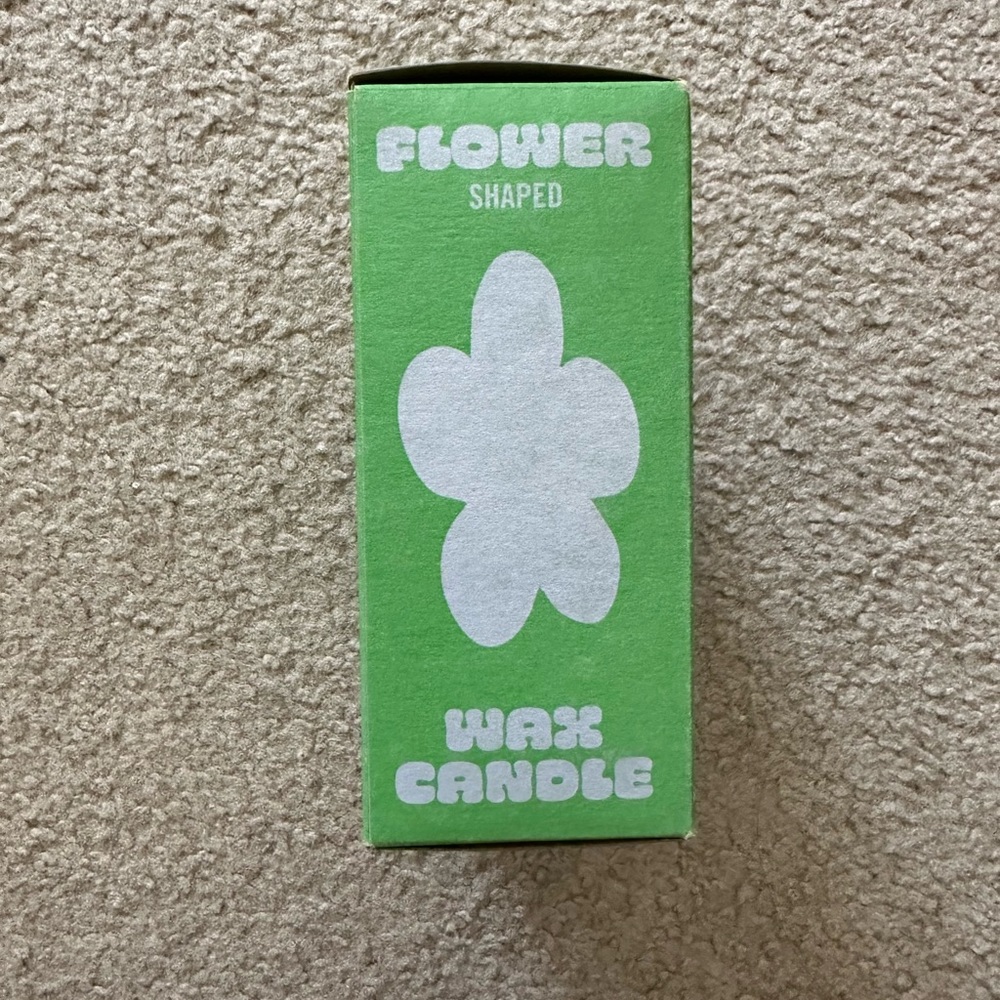NWT Flower Candle - Picture 5 of 5